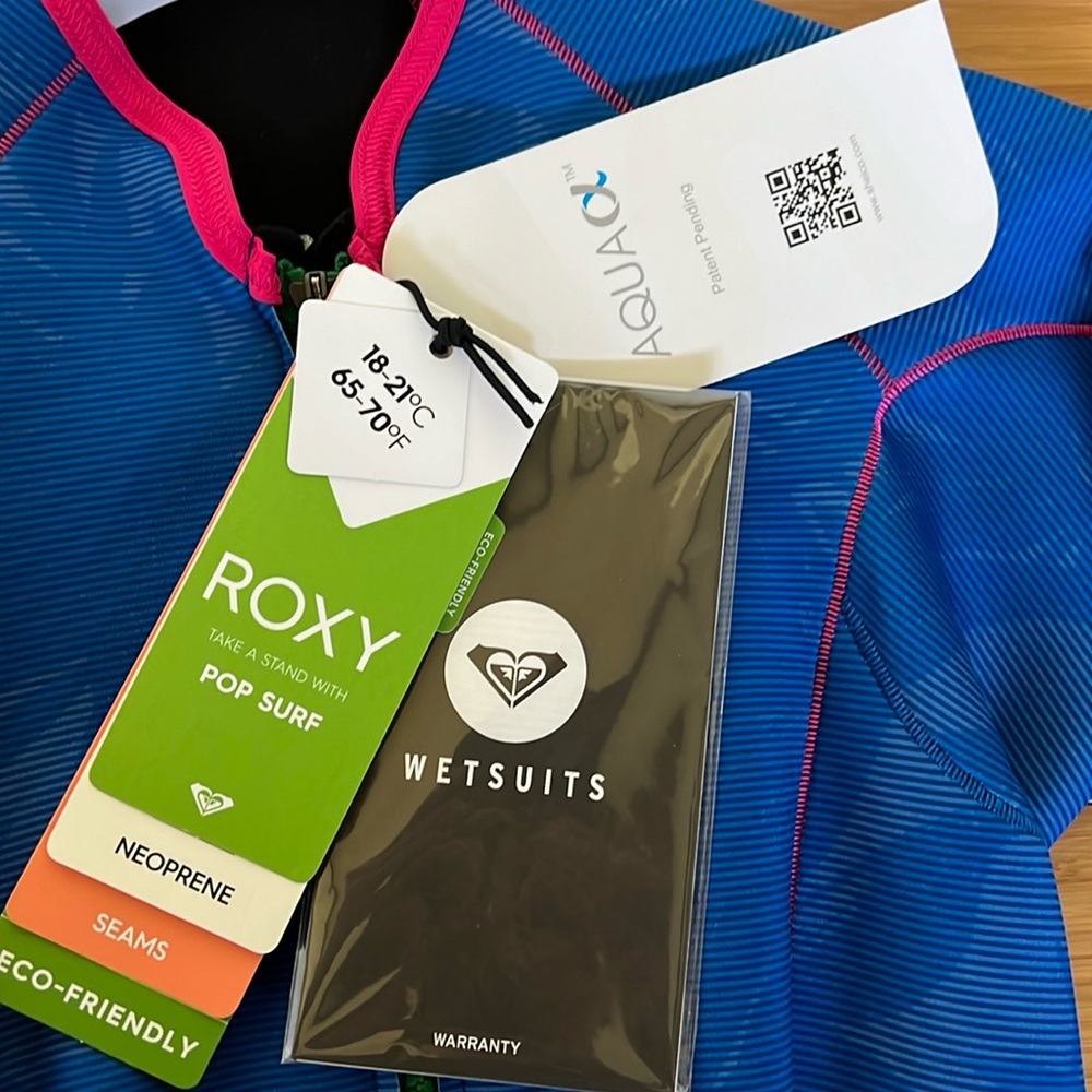 NWT Roxy Pop Surf 1.5mm spring wetsuit size 4